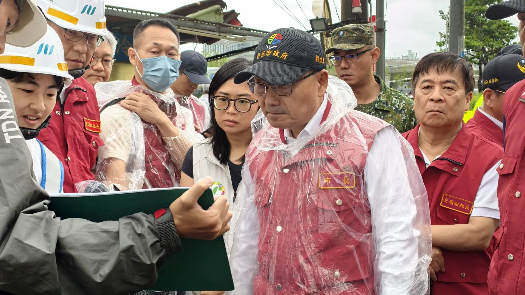 中颱白海豚來襲　侯友宜:新北淡江大橋實施管制