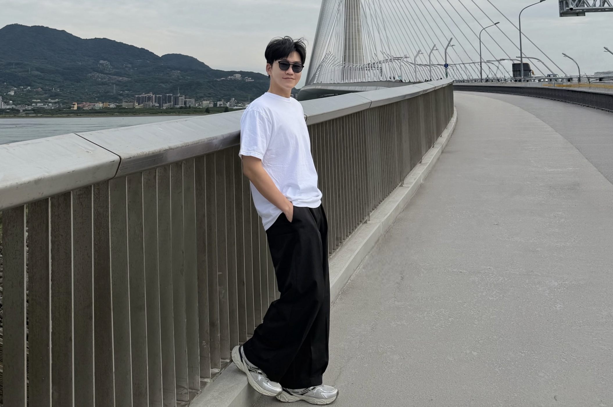 Joeman被前女友蕭伊爆料,晚間低調回應坦言自己讓對方失望了。(翻攝自Joeman臉書)