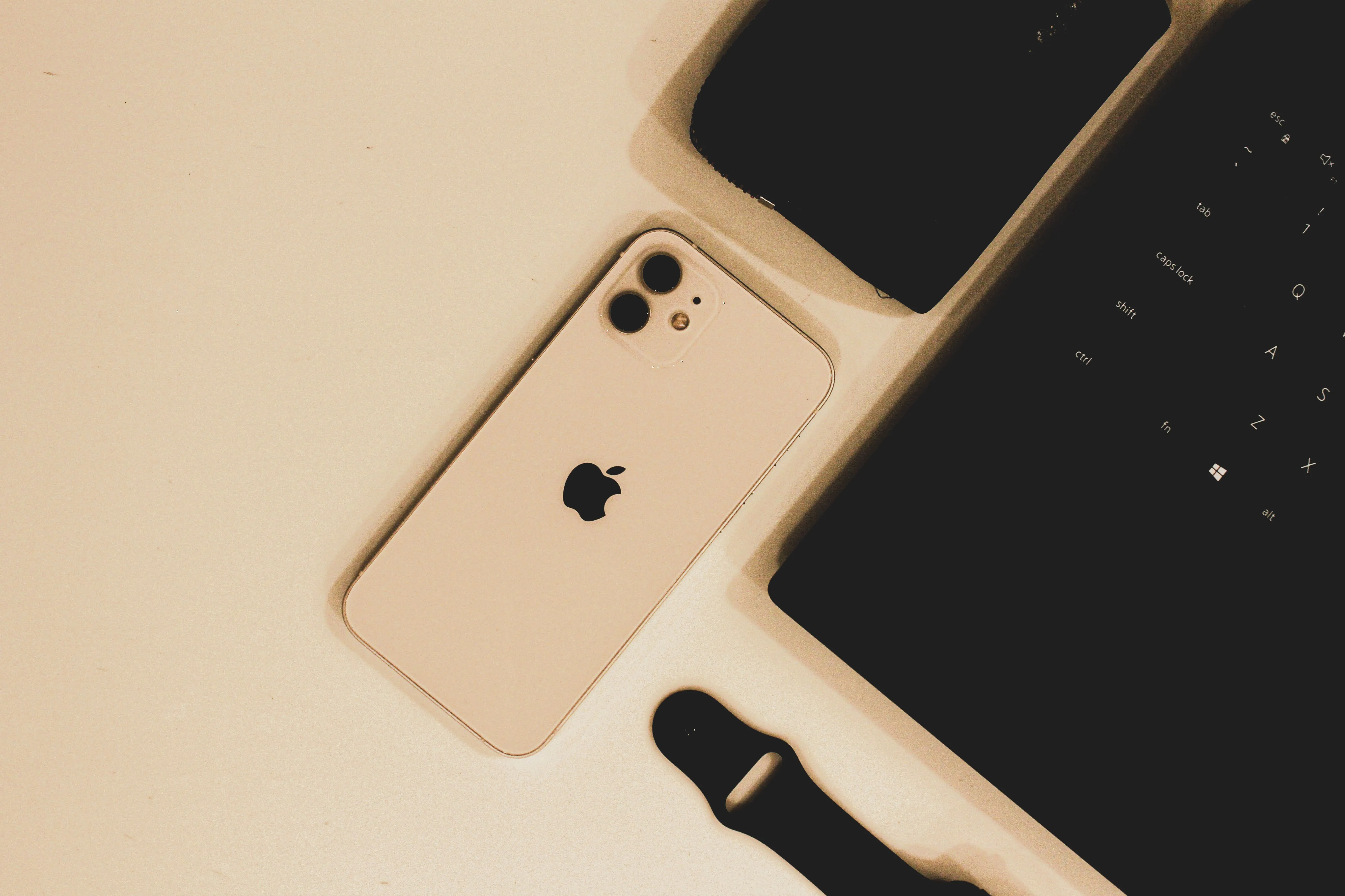 鄉民實測5年iPhone更新最新iOS　驚呼變超順：再戰3年沒問題
