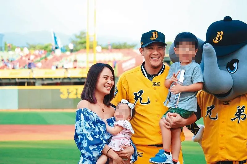 前職棒球星離婚查帳討1350萬！前妻稱「顧家庭」　這段LINE對話成功討回386萬