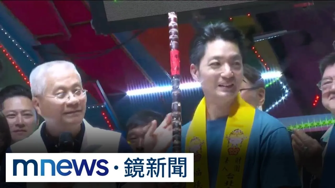 福德宮送甘蔗「蔣萬安丟路邊」　廟方發現後撿回