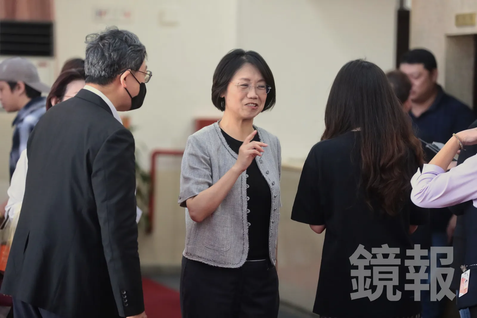 翁曉玲負評87％！　律師列她「4大惡形惡狀」：簡直民主之恥