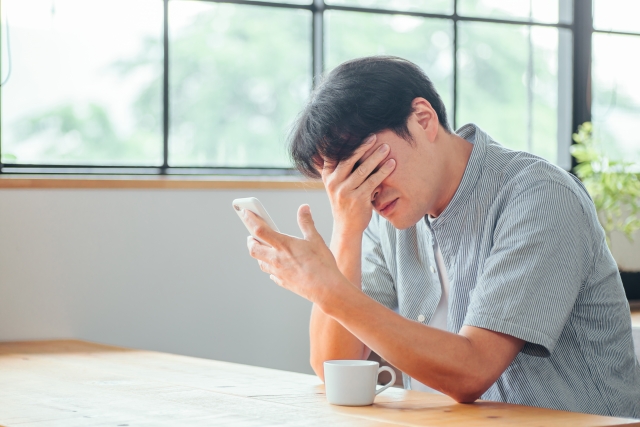 遠傳電信今凌晨傳出「電話撥不通」的情況,甚至有用戶氣到喊解約。(示意圖,photoAC)