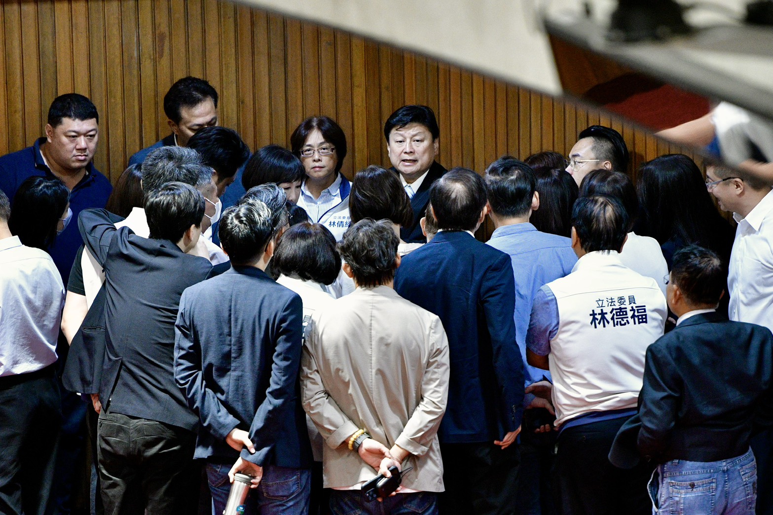 立法院今日表決無人機採購特別條例。(鏡報李智為)