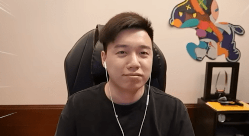 Toyz去年因販賣大麻煙彈遭判4年2月,二審今開庭。(翻攝Toyz實況精華)