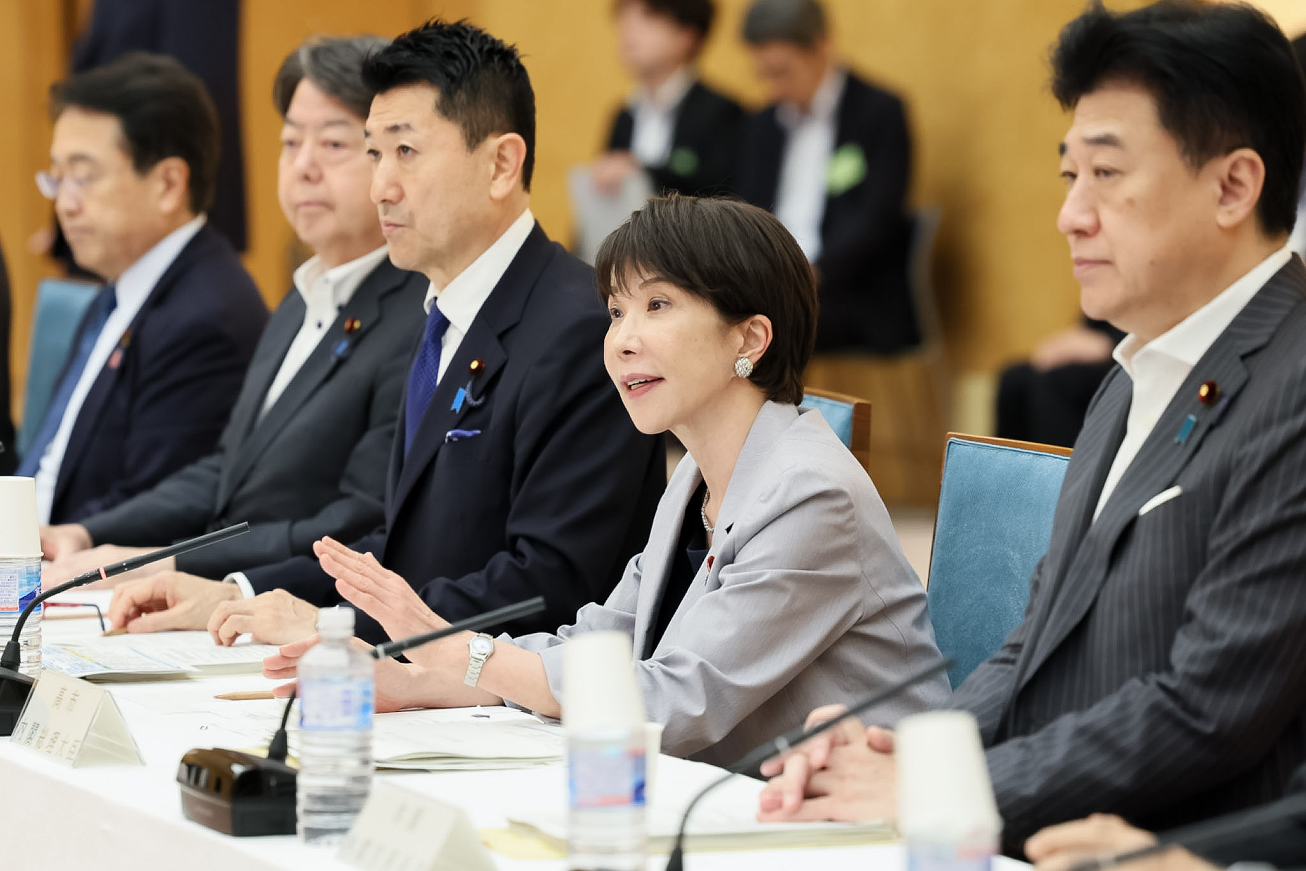 日本首相高市早苗自爆,自上任以來,「每天只睡0到3小時已成為常態」,引來在野黨及日本民眾的質疑與憂心。(翻攝自X@takaichi_sanae)